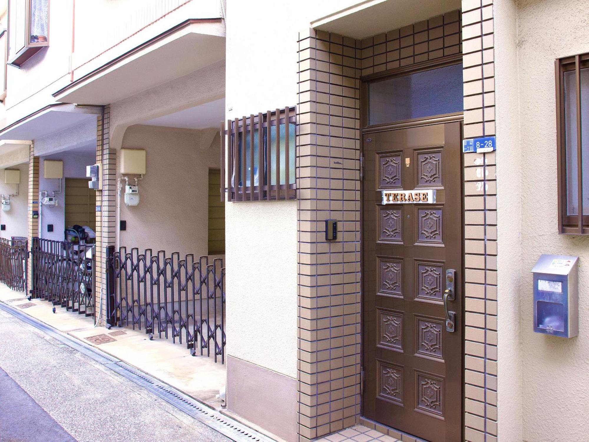 Ｔｅｒａｓｅ Ｈｏｕｓｅ Apartment Osaka Exterior photo